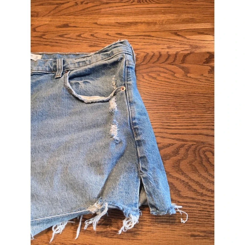 Abercrombie‎ & Fitch The Mom Short High Rise Denim Shorts Size 34/18